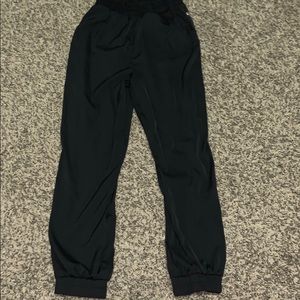 Forever 21 black joggers 🥰!